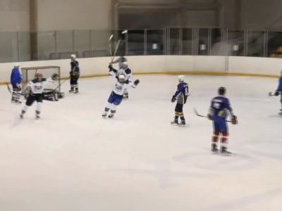 «В хоккей играют настоящие мужчины!»                                                                                                                   - В Висагинасе