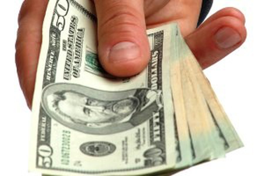 Бывший лесоруб разбогател, обнаружив в своем доме картину Айвазовского                 - Хобби, отдых и развлечения