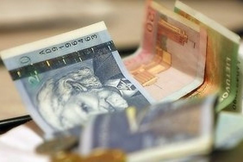 Бесагирскас: было бы больше пользы, если бы не повышались ни пенсии, ни НДС
                                                                         