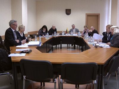 Аналитики анализируют, политики прогнозируют... - В Висагинасе