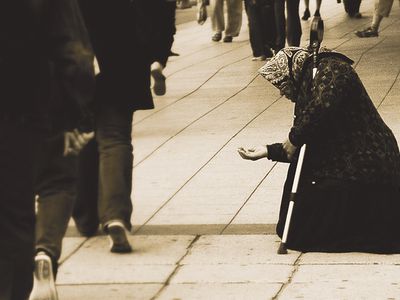 В Риге избавились от назойливых нищих - Литва и страны Балтии