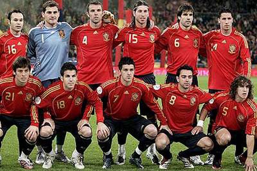 Сборная Испании до сих пор не получила премиальных за победу на ЧМ-2010
 - Культурные и спортивные мероприятия