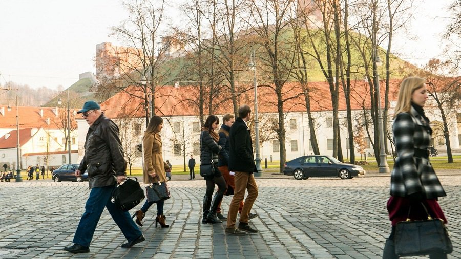 65 проц. опрошенных жителей считают, что дела в стране ухудшаются - Литва и страны Балтии