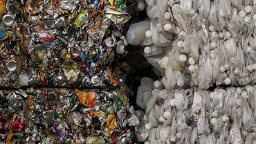 В Вильнюсе - новые операторы по вывозу отходов и снижение тарифов на вывоз мусора