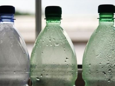 ГОРЯЧАЯ ЛИНИЯ TTS: Когда можно будет, наконец, сдавать пластиковые бутылки? - В Висагинасе