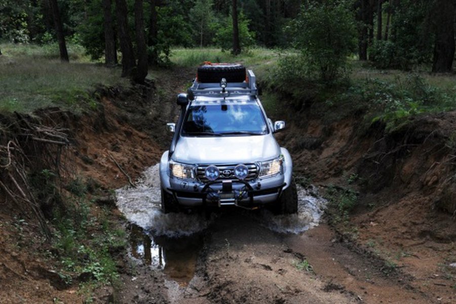 Литовская армия пересаживается на бронированные джипы
 - Хобби, отдых и развлечения