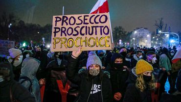 Lenkijoje vėl vyko protestai prieš abortų įstatymo sugriežtinimą