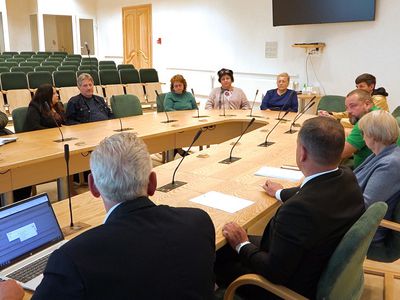 Нынешний отопительный сезон можно начать по усмотрению жителей дома (видео) - В Висагинасе