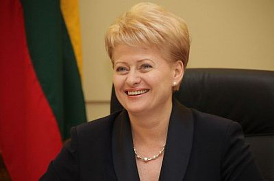 Президент Литвы с Ангелой Меркель наметят меры противодействия кризисам в экономике - Литва и страны Балтии