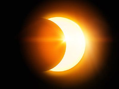 Сегодня солнечное затмение - Это интересно