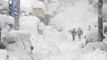 Sniegas PAR sukėlė eismo chaosą