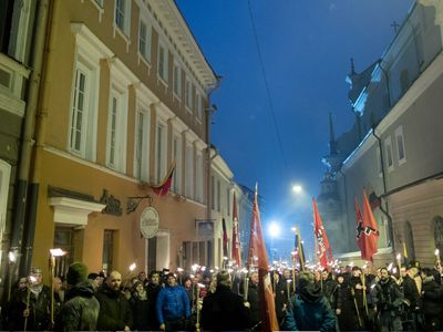 В Вильнюсе в шествии националистов участвовали около 300 человек - Литва и страны Балтии