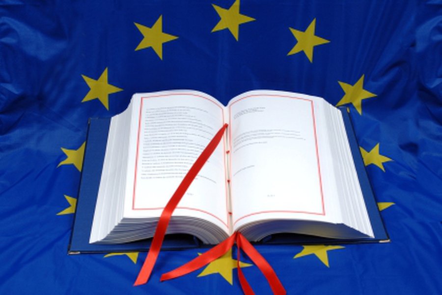 Лидеры стран ЕС договорились изменить Лиссабонский договор - В Мире