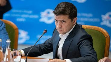 Зеленский назвал легализацию оружия преждевременной для Украины