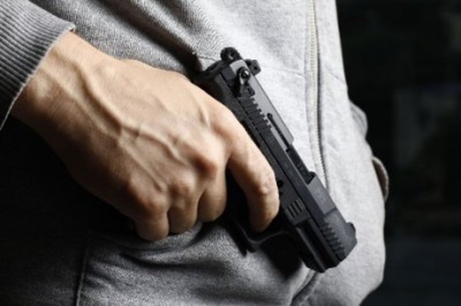 D. Britanijoje leidimą ginklui gali gauti net septynmetis - Pasaulyje