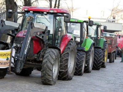 Латвийские крестьяне протестуют против несправедливой политики ЕС - Литва и страны Балтии