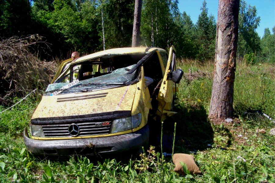 Пострадавший в ДТП —  в тяжелом состоянии - В Висагинасе