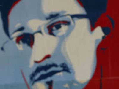 Конгресс США готовит санкции против страны, которая поможет Сноудену 


 - В Мире