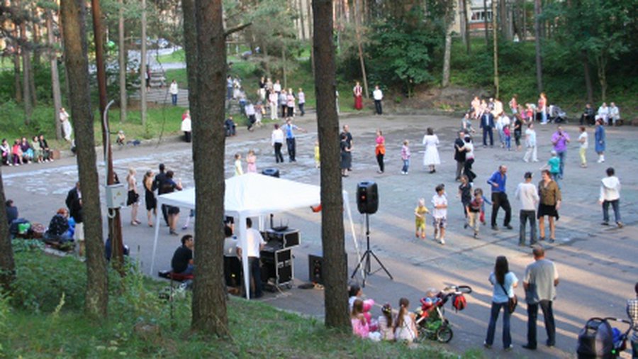 Как упоительны те танцев вечера ... - В Висагинасе