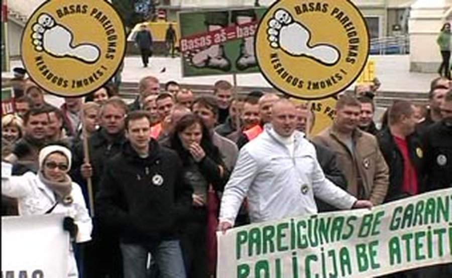 В столице Литвы - четыре акции протеста - Литва и страны Балтии