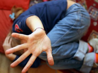 Осуждены родители, стрелявшие в своих детей - Происшествия и криминал