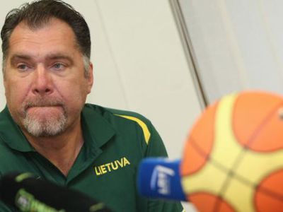 
Аналитики банка DNB: ежегодно баскетбол приносит Литве по миллиарду литов
 - Хобби, отдых и развлечения