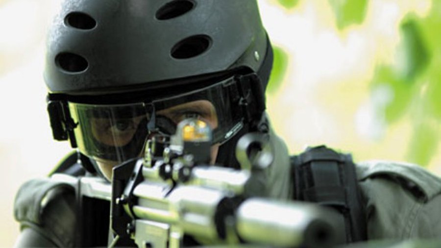 Антитеррористический спецназ совершил налет на «гангстерскую провинцию» Литвы - Происшествия и криминал