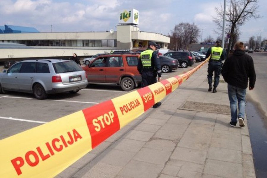  
В автобусе, прибывшем из Минска, обнаружена мощная взрывчатка
 

                  - Литва и страны Балтии