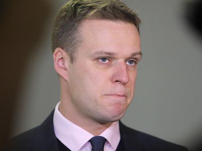 Г.Ландсбергис и недекларированные акции - Литва и страны Балтии