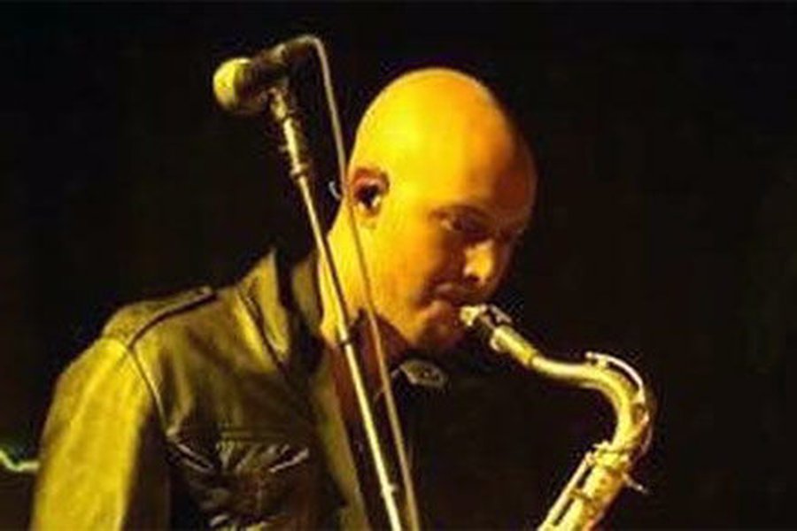 Саксофонист The Killers застрелился из ружья                                 - Культурные и спортивные мероприятия