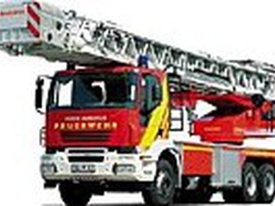 Visagino priešgaisrinė gelbėjimo tarnyboje naujos autokopėčios - В Висагинасе