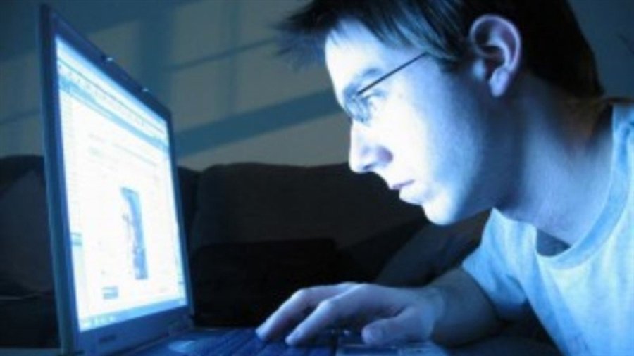 Житель Риги осужден за сравнение латышей с дебилами - Литва и страны Балтии