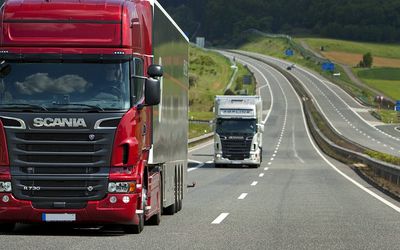 «СТОП разрушению дорог»: в Литве усилят контроль перегруженного транспорта - Литва и страны Балтии