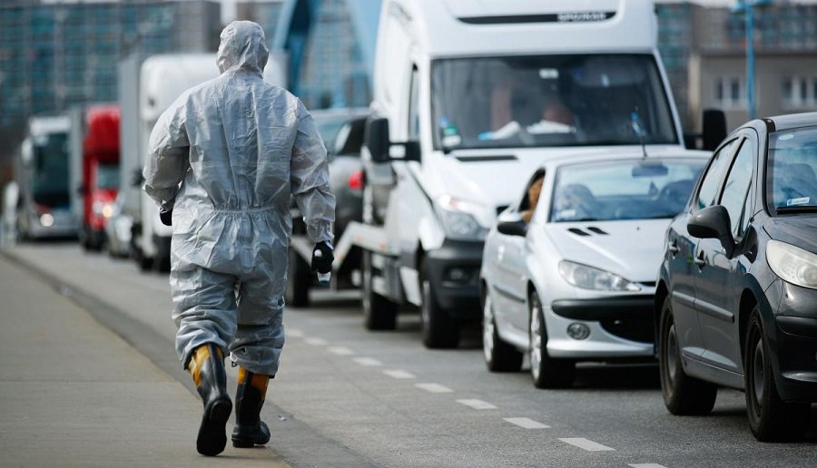 Литва продлит действие транзитного коридора для иностранцев до 24 марта - Литва и страны Балтии