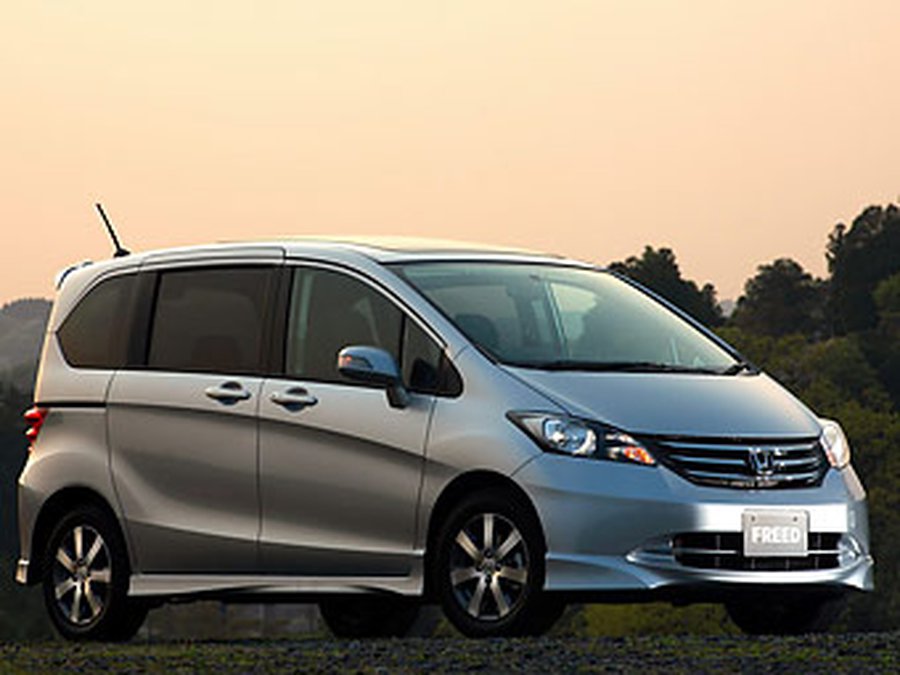 В Японии состоялась премьера нового минивэна Honda - Хобби, отдых и развлечения