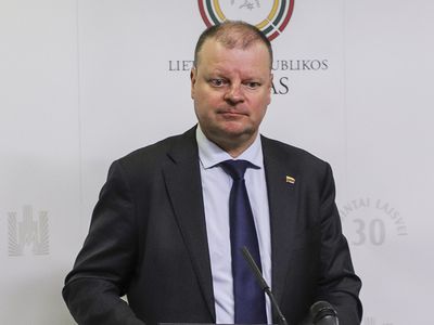 С. Сквернялис о критике А. Меркель: это эмоции не совсем зрелых политиков - В Мире