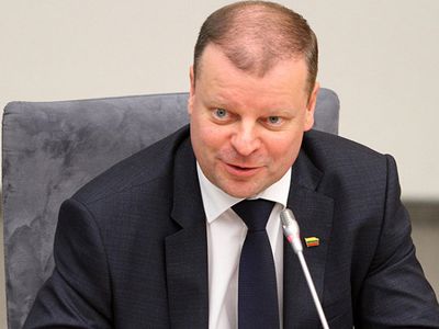 Правительство: зарплаты учителей увеличатся до 1000 евро - Литва и страны Балтии