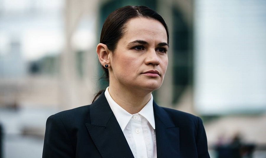 Тихановская сообщила о начале общенациональной забастовки в Белоруссии с 26 октября - В Мире