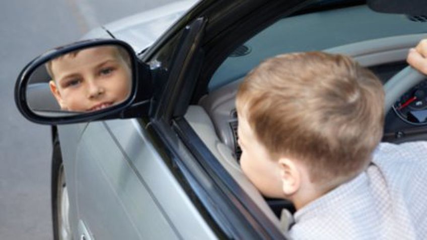 В Швеции четырехлетний мальчик угнал автомобиль