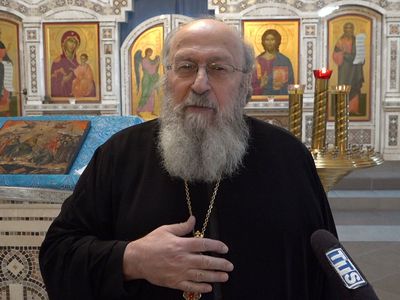 «Тонкие свечи». Вышел в свет сборник рассказов и заметок отца Иосифа - Висагинас и висагинцы