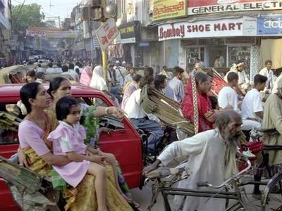 Жителей Индии соблазняют на стерилизацию самой дешевой в мире машиной                          - В Мире