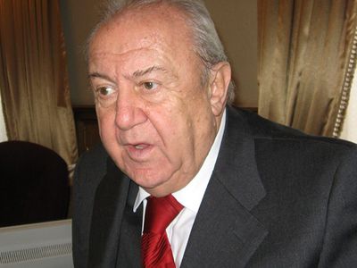 Церетели изготовит для французов «Трех мушкетеров» - Культурные и спортивные мероприятия