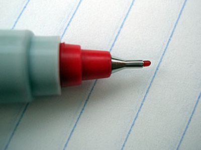 В Великобритании учителям запрещают пользоваться красными чернилами  - Хобби, отдых и развлечения