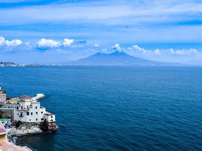 "airBaltic" начнет полеты из Риги в Неаполь - В Мире