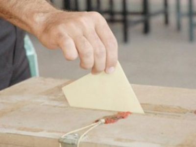 Kaimynai laukia, kaip baigsis referendumas dėl VAE  - Pasaulyje