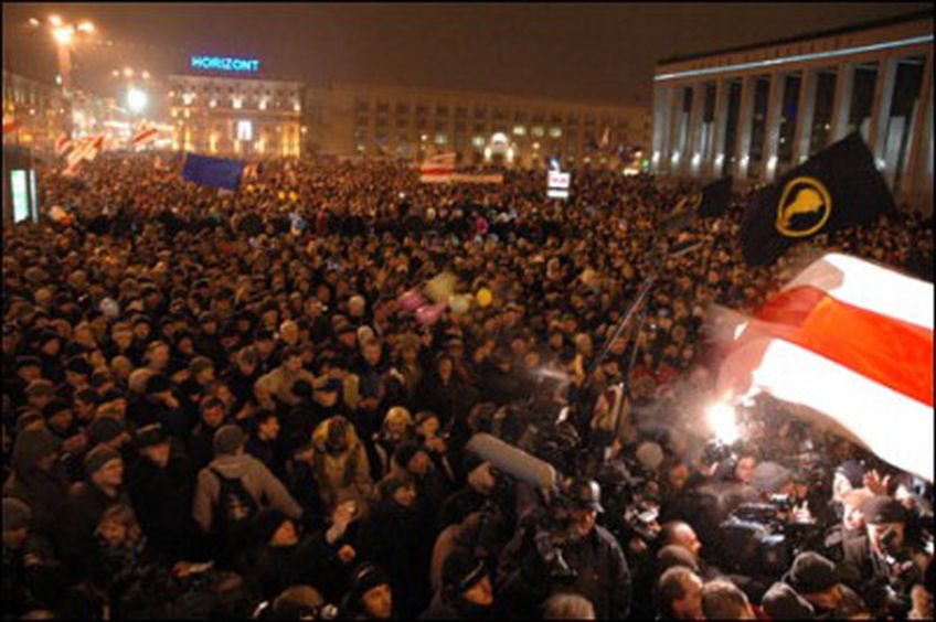 Minske žiauriai numalšinti protestai                