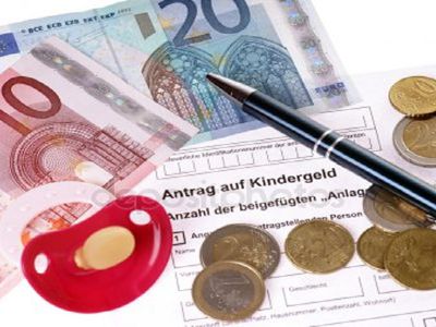 Предлагается увеличить выплаты по уходу за ребенком - Литва и страны Балтии