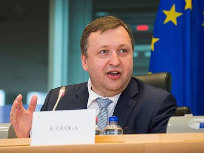 Данные ГНИ: десятка самых богатых публичных лиц - Литва и страны Балтии