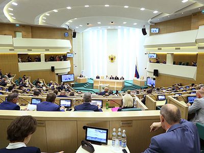 Совет Федерации отменил разрешение использовать армию на Украине - В Мире