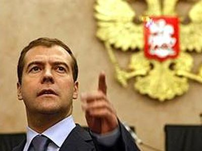 Дмитрий Медведев уйдет в отставку - В Мире
